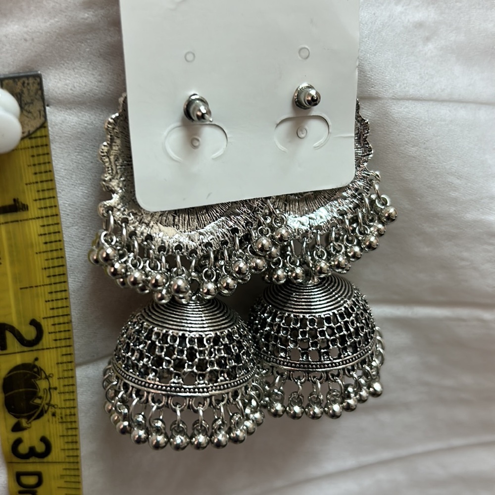 Jhumka earnings, silver gray with multi, blue or black. New - Picture 6 of 6